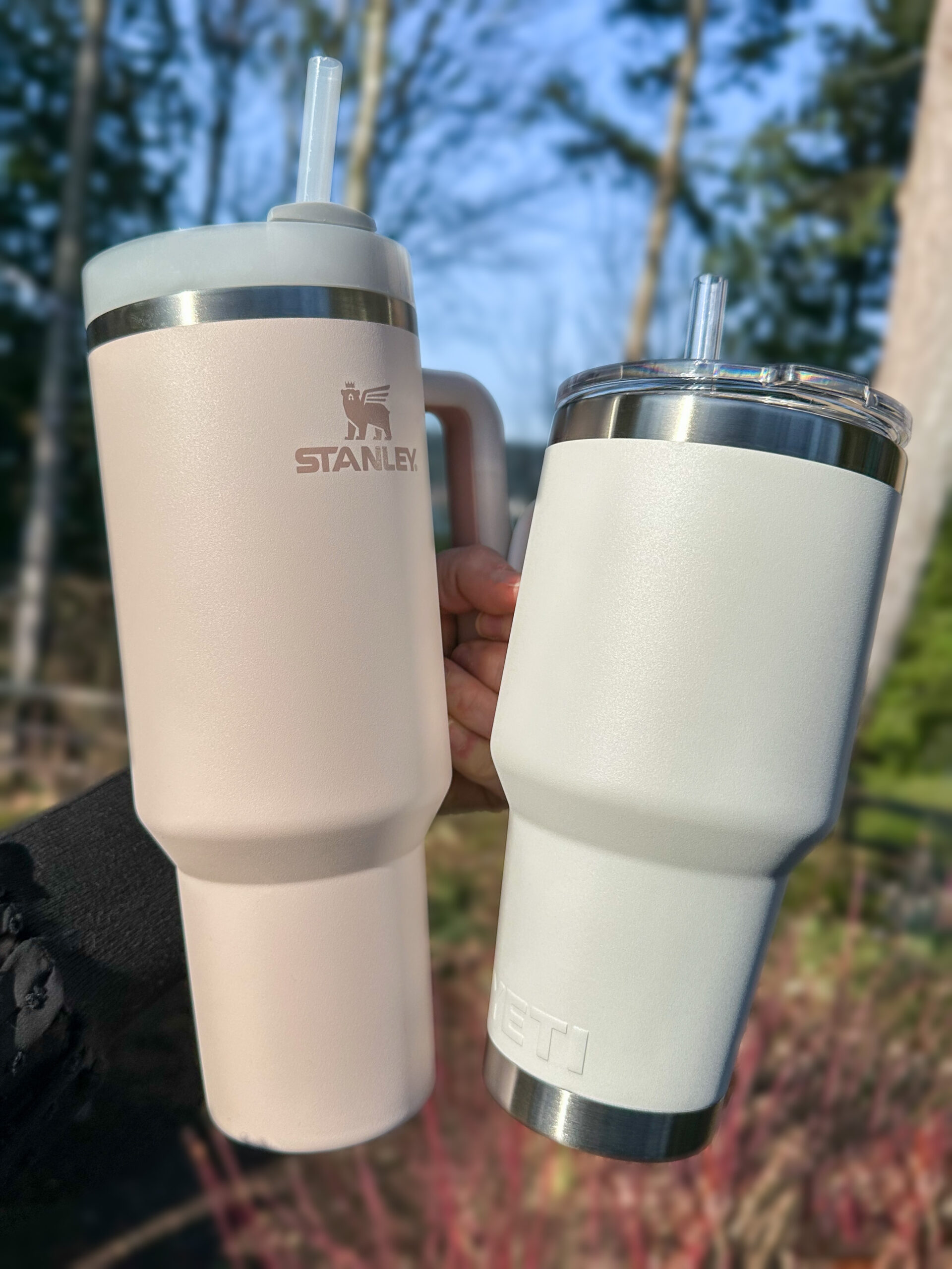 Which is Better? Stanley Quencher v Yeti Rambler •